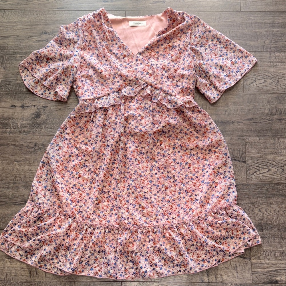 🌸Pink Floral Wrap Ruffle Dressz🌸